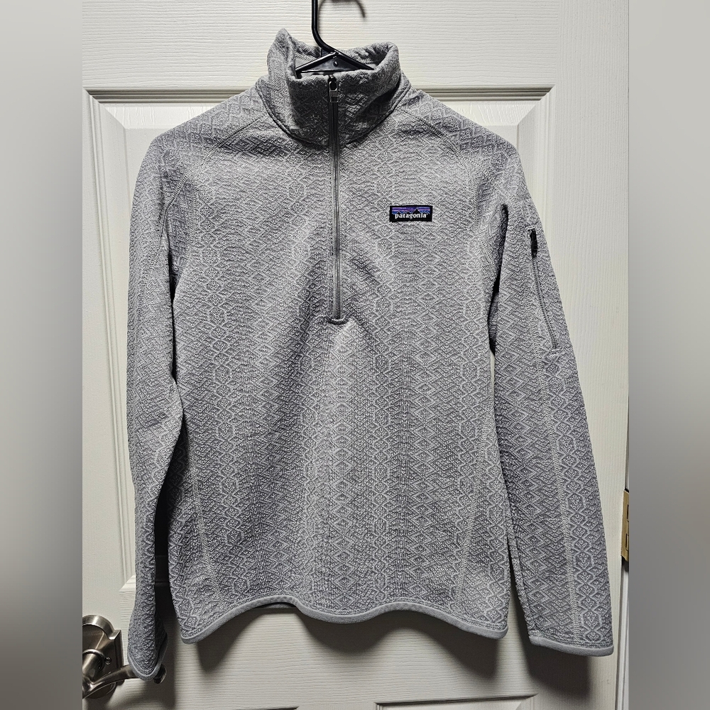 Patagonia Light Gray Geometric Pullover